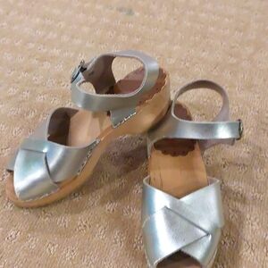 Wood sole sandals